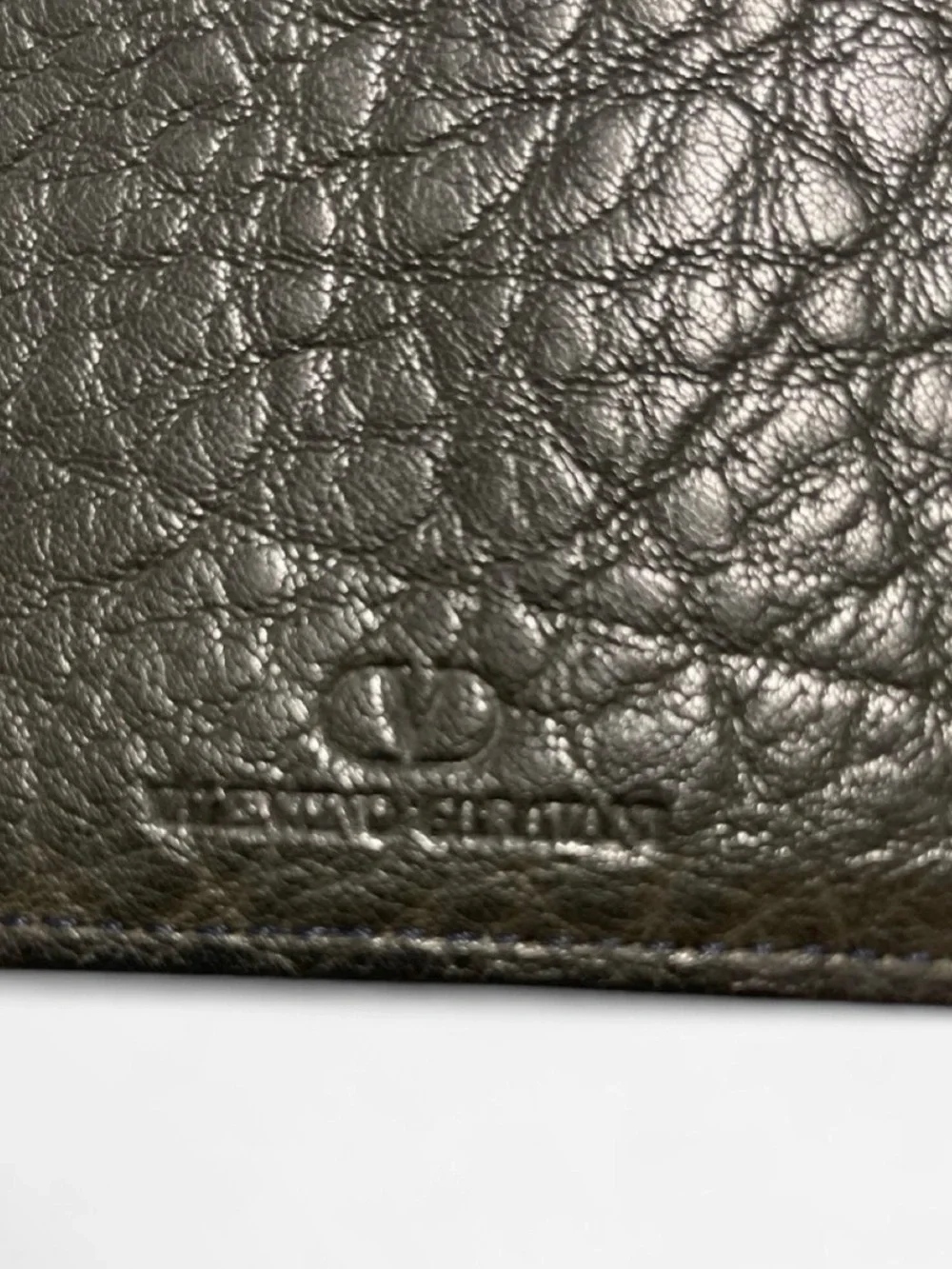 Valentino Garavani sleek unisex